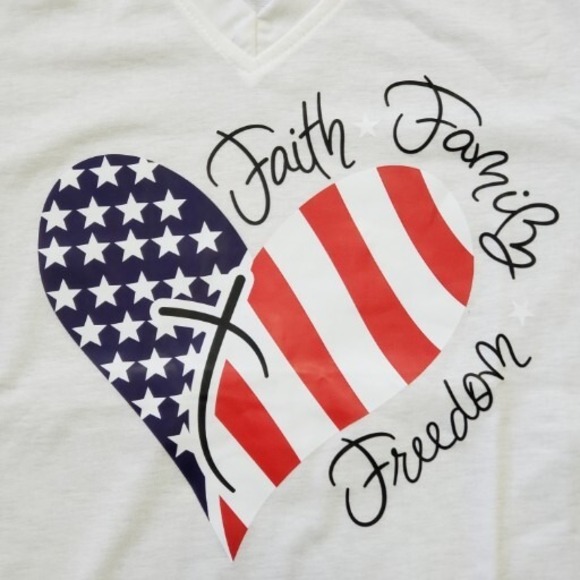 Women's American Flag Heart T-Shirt Faith Family Freedom Patriotic 4th July - Picture 3 of 10